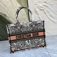 Christian Dior Shopping Bags